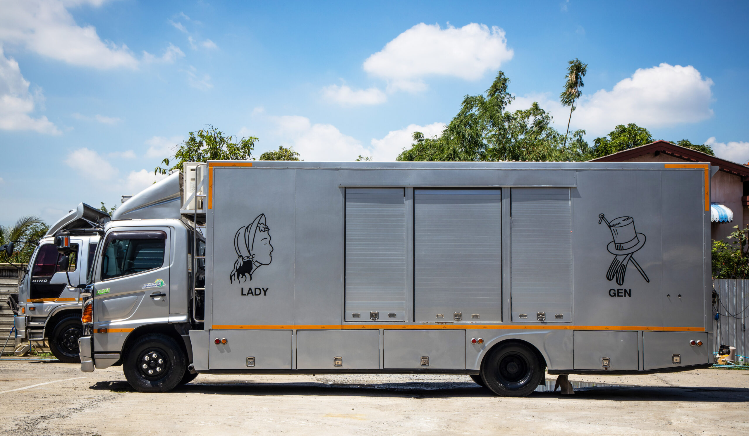 รถสุขาเคลื่อนที่ให้เช่า 90