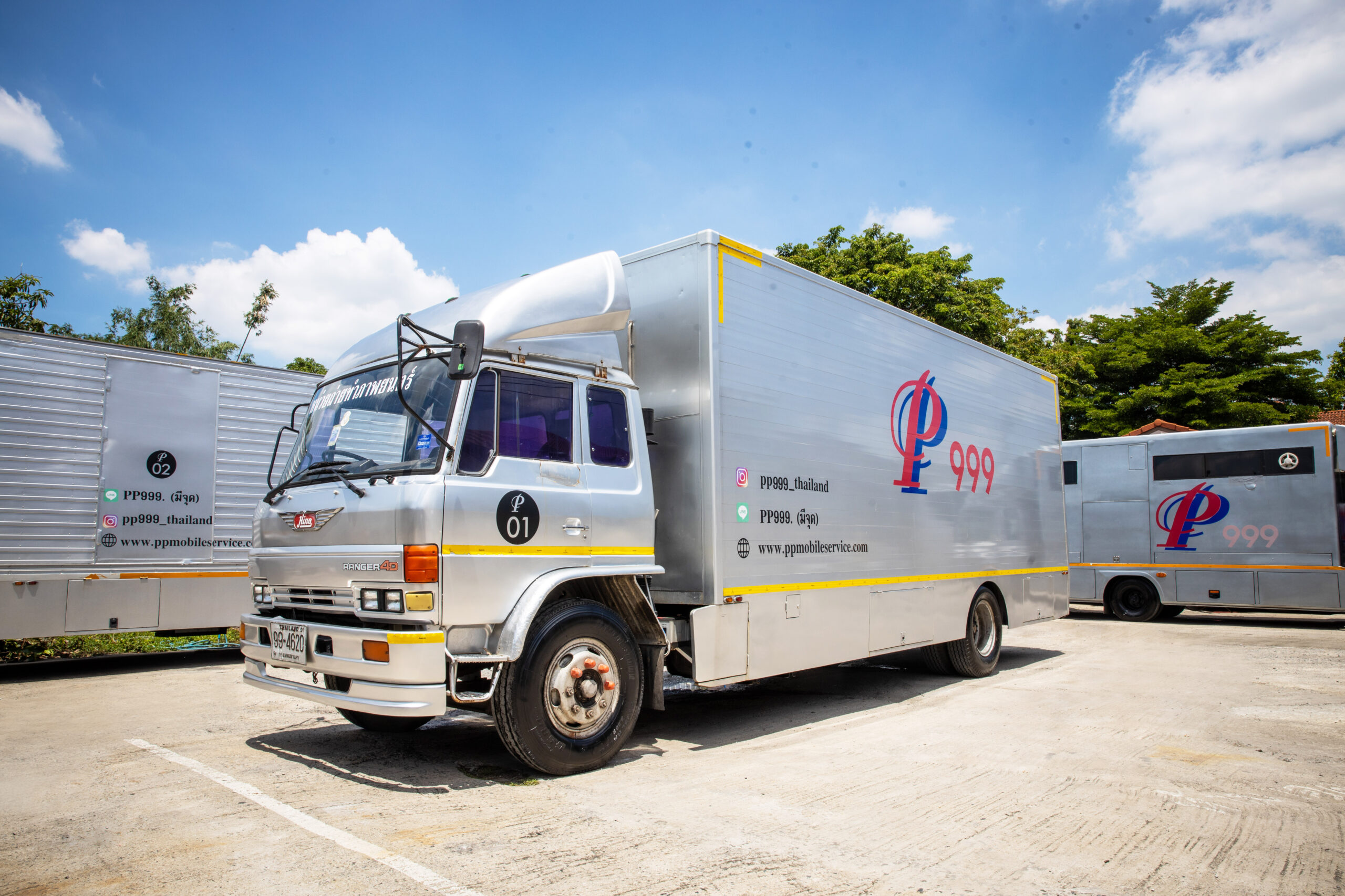 รถสุขาเคลื่อนที่ให้เช่า 32