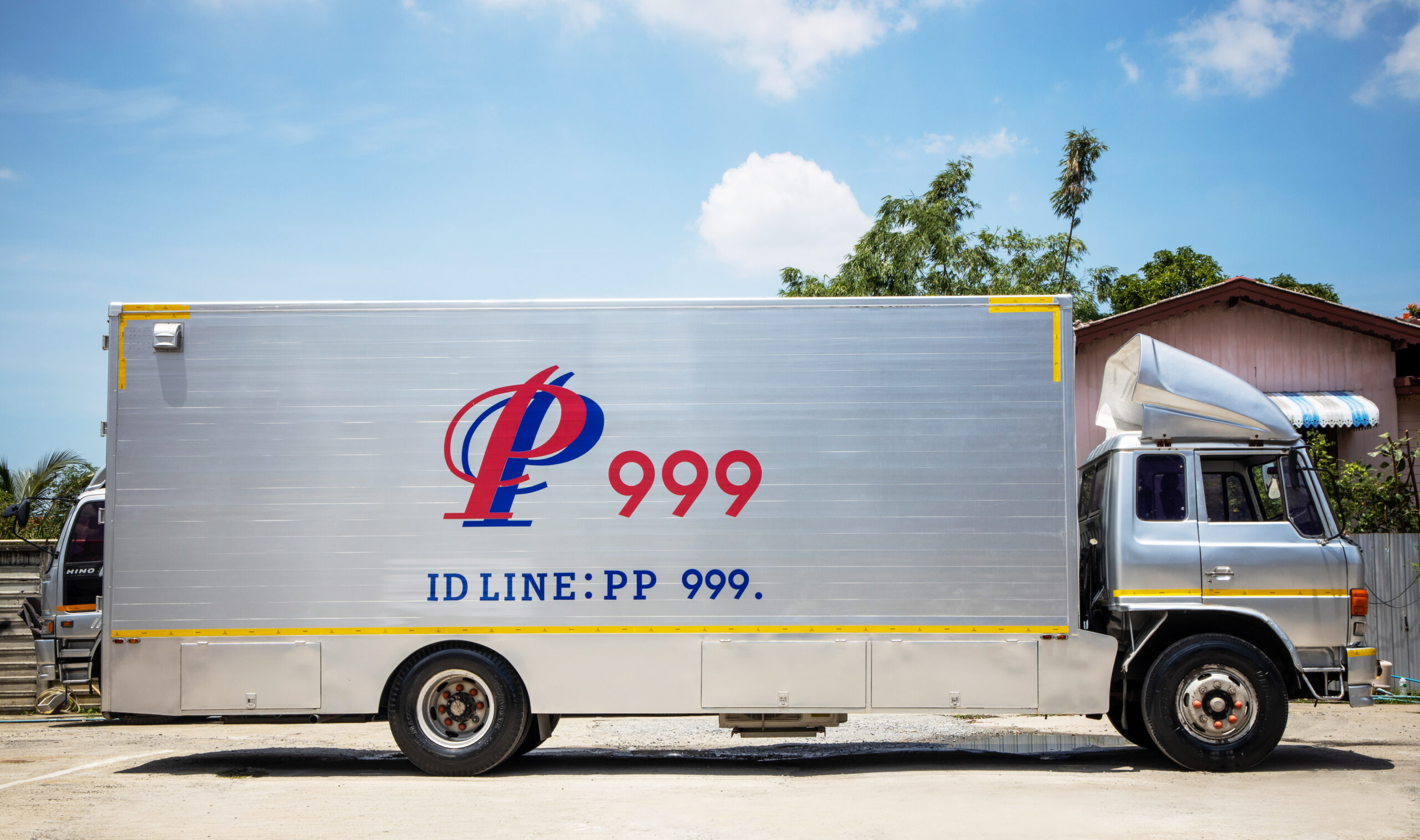 รถสุขาเคลื่อนที่ให้เช่า 33