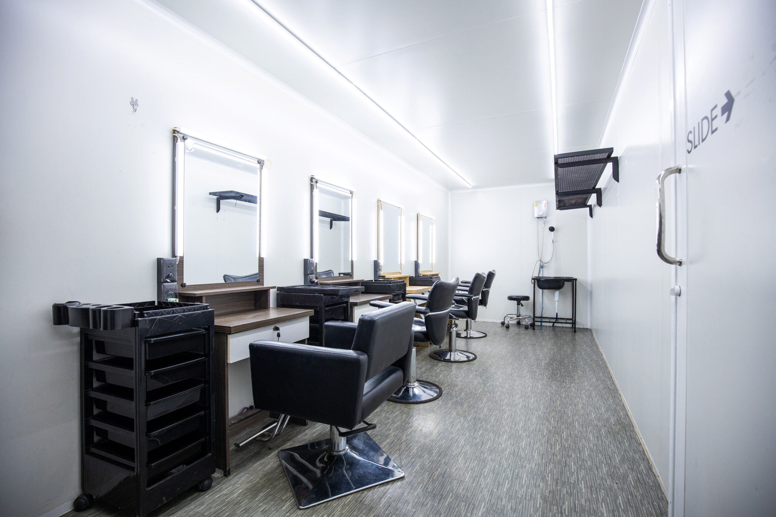 pp999 รถแต่งหน้า 18