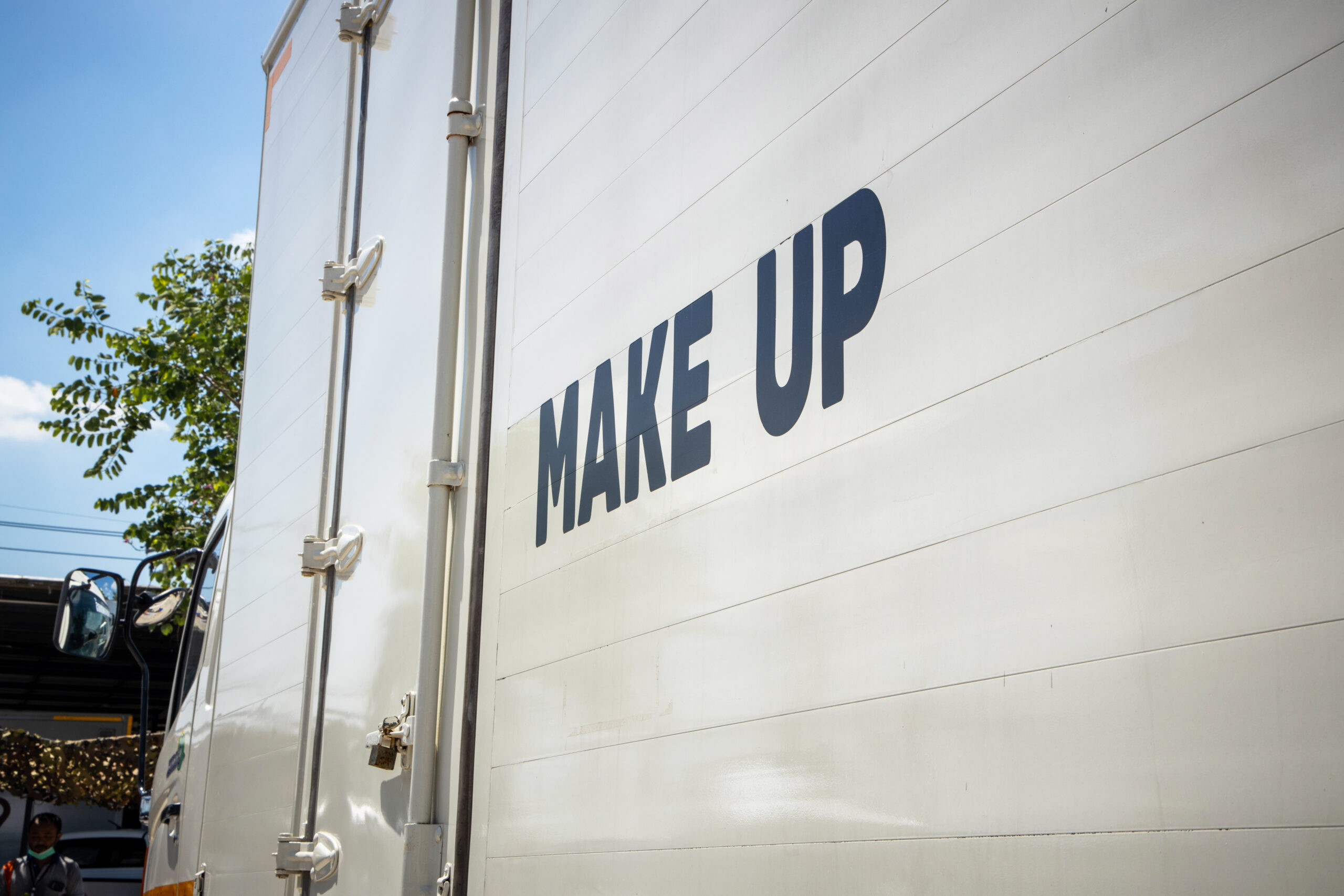 pp999 รถแต่งหน้า 5