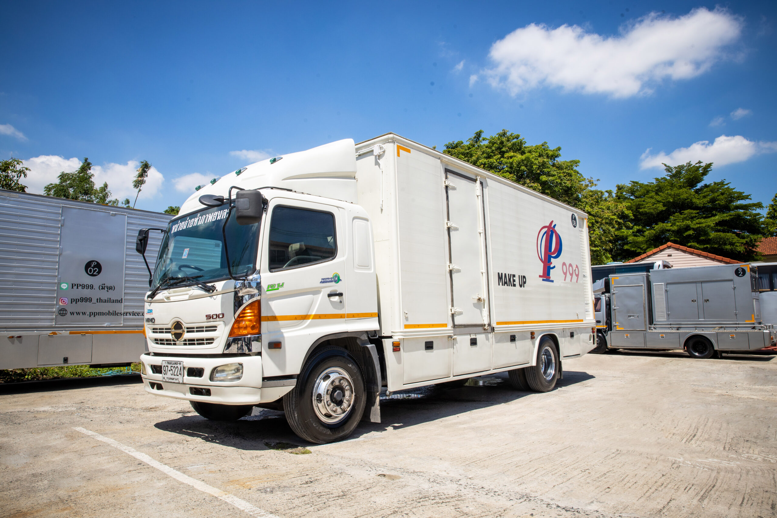 pp999 รถแต่งหน้า 6