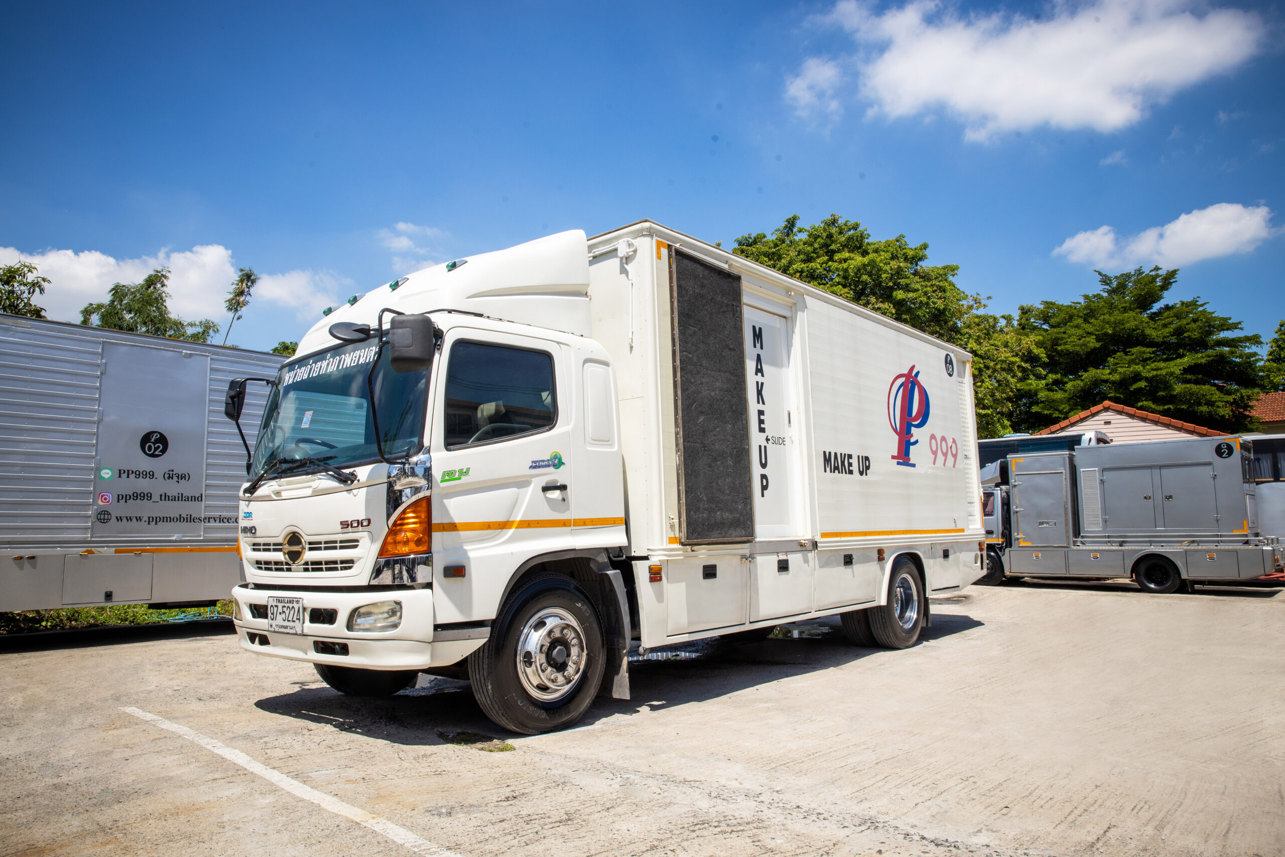 pp999 รถแต่งหน้า 8