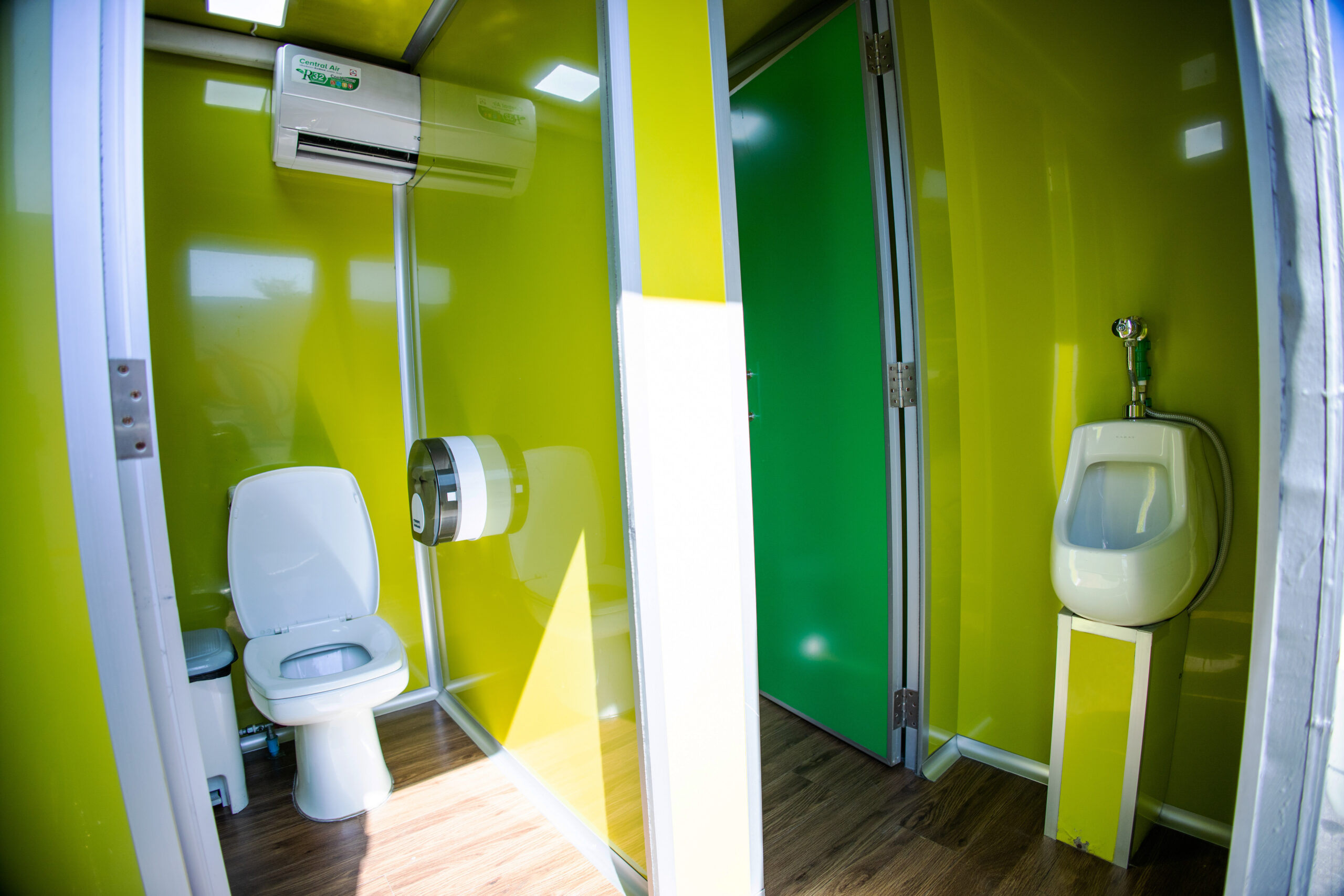 รถสุขาเคลื่อนที่ให้เช่า 127