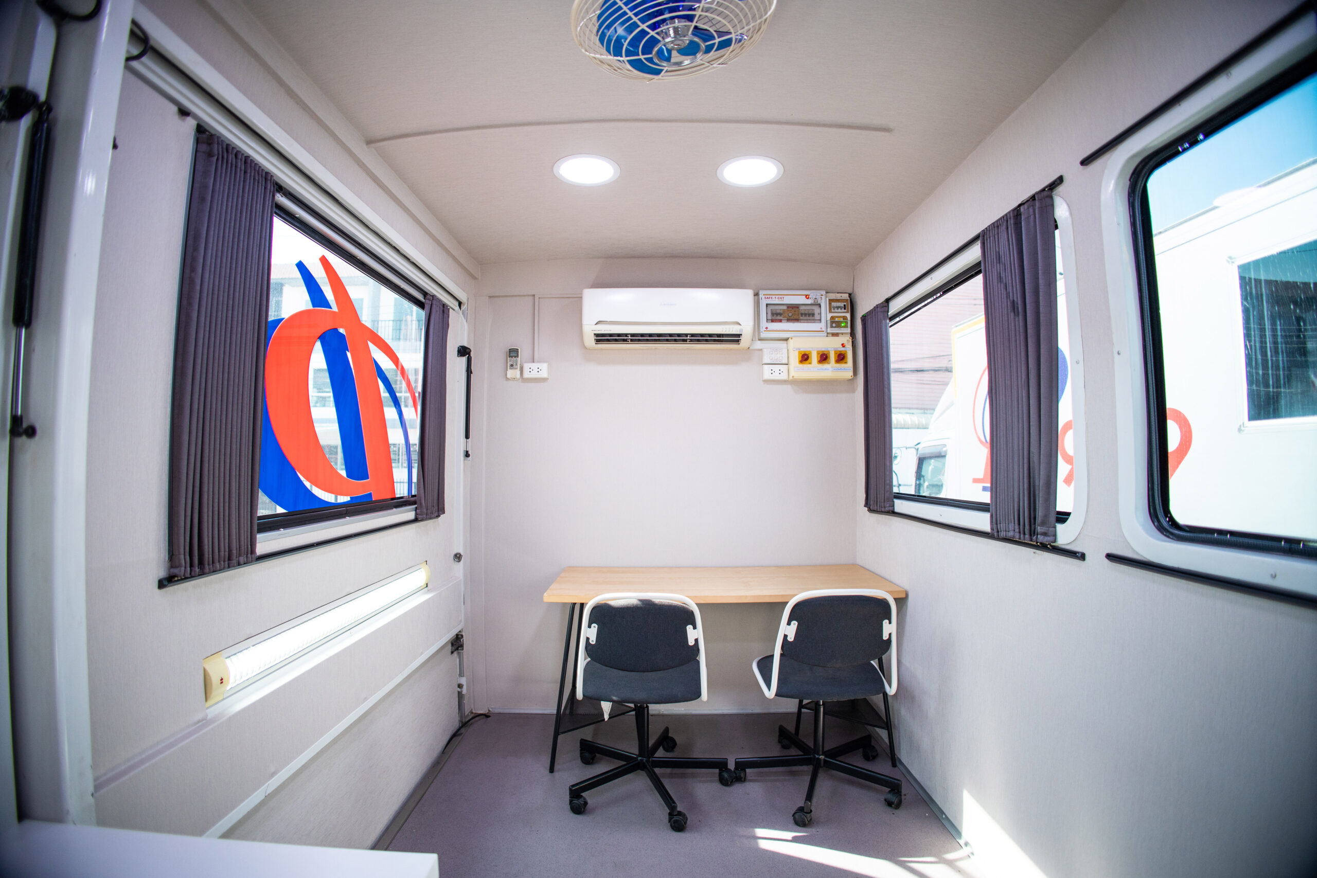 pp999 รถออฟฟิศ 24