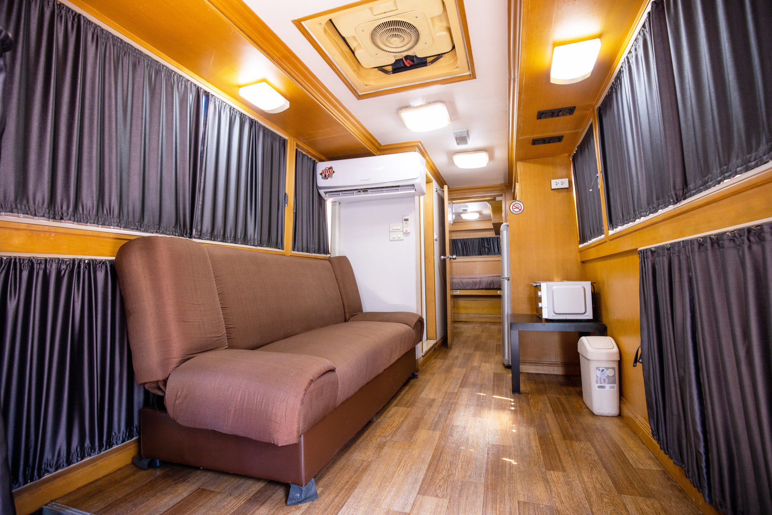 รถบ้านเคลื่อนที่ 41