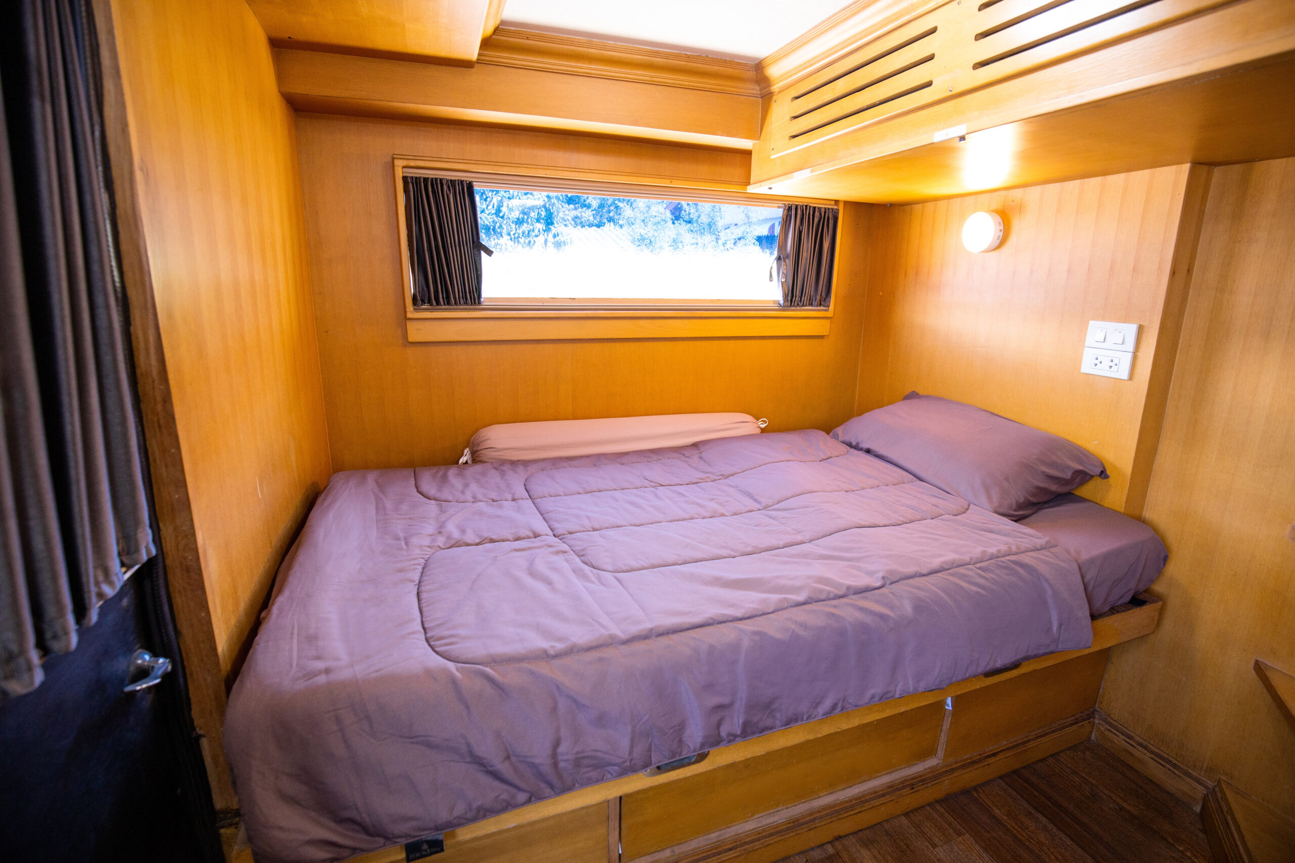 รถบ้านเคลื่อนที่ 43