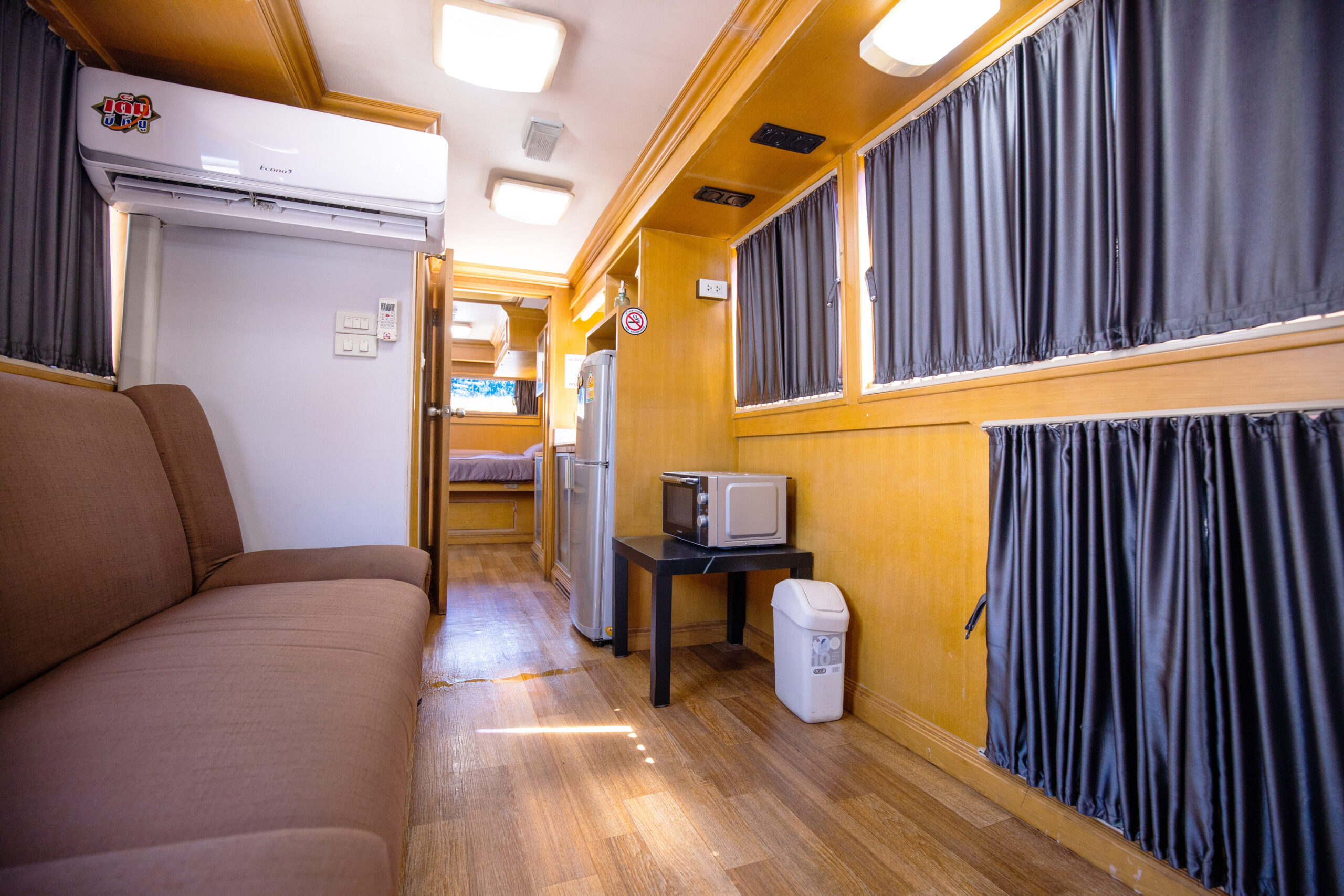 รถบ้านเคลื่อนที่ 46