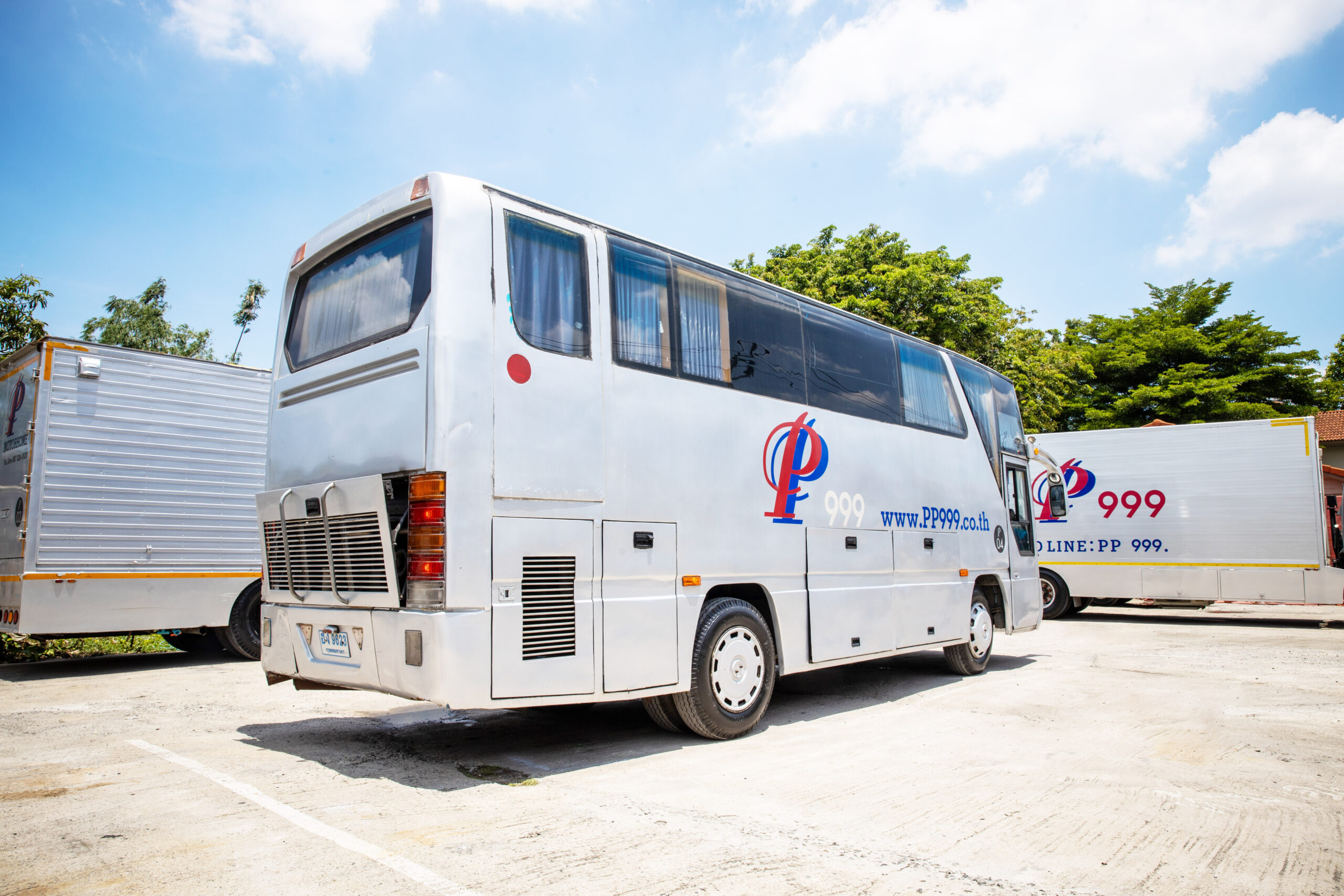 รถบ้านเคลื่อนที่ 51