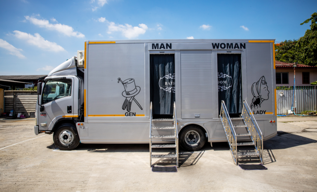 รถสุขาเคลื่อนที่ให้เช่า 46