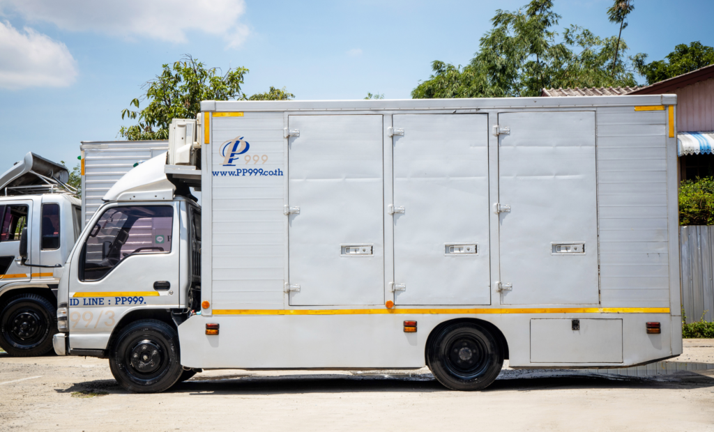 รถสุขาเคลื่อนที่ให้เช่า 48